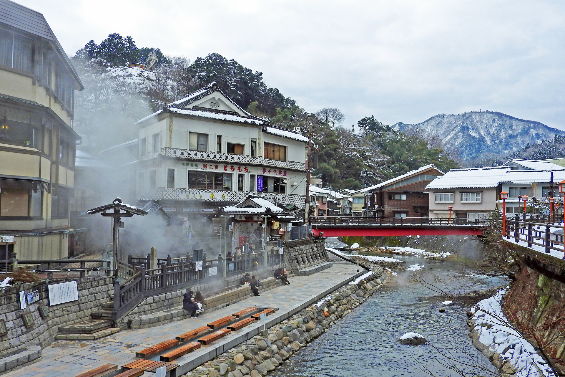 日本の風景 雪の湯村温泉 荒湯 源泉 壁紙19x1280 壁紙館