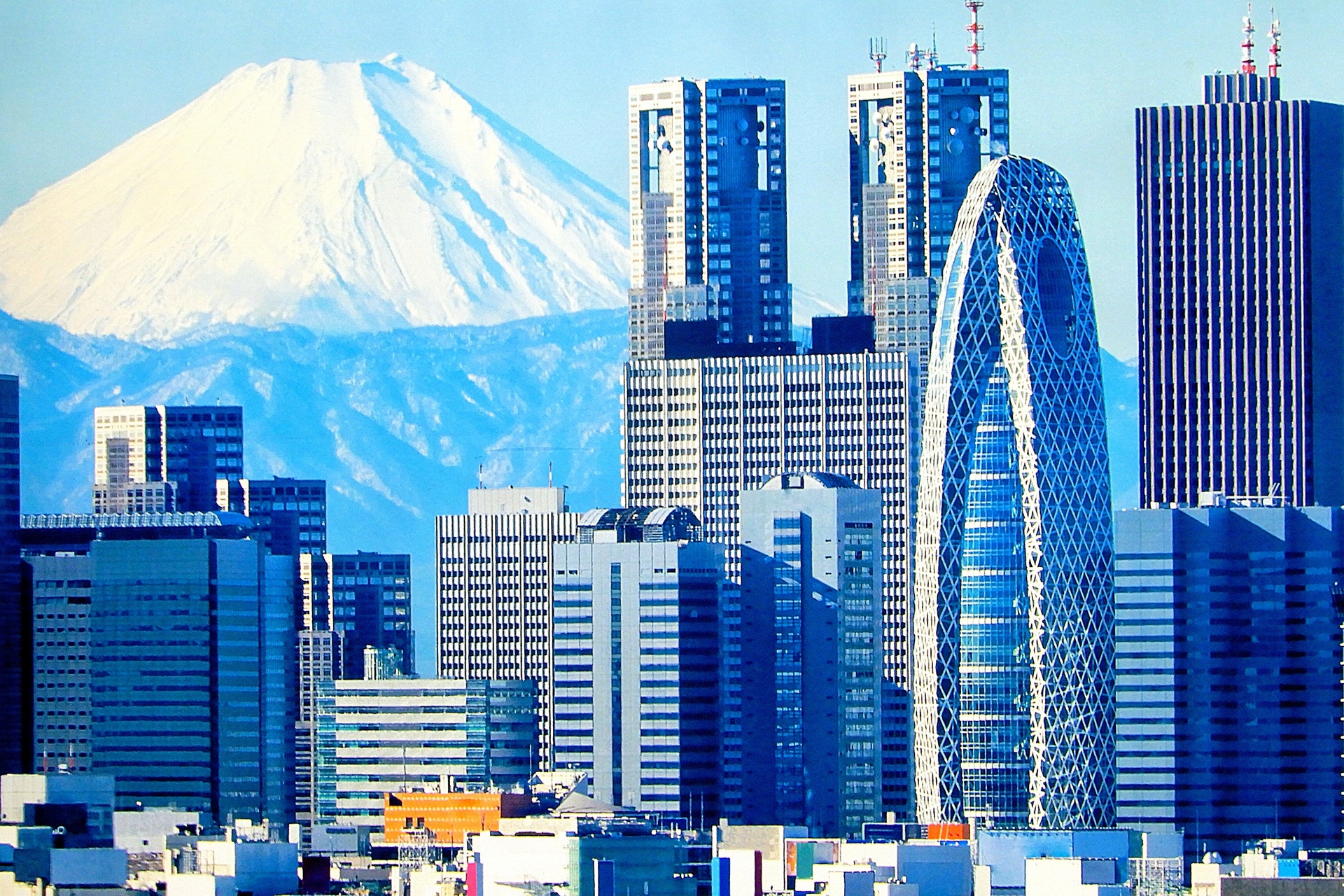 日本の風景 富士山と高層ビル 壁紙19x1280 壁紙館