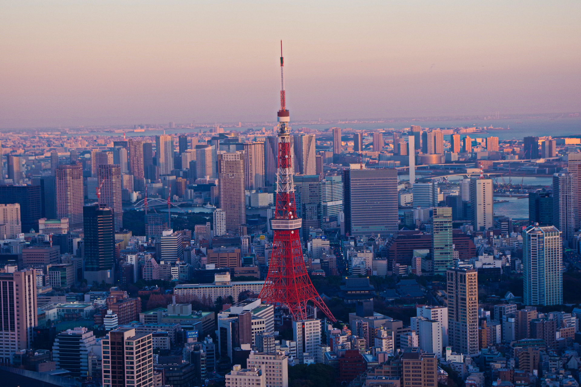 都市 街 室内 夕暮れの東京タワー 壁紙19x1280 壁紙館