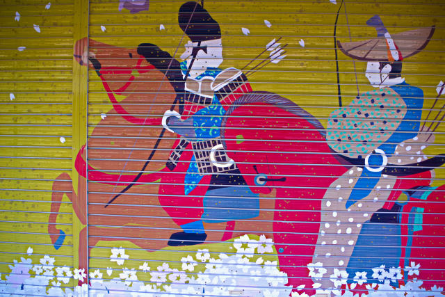 仲見世のシャッター壁画