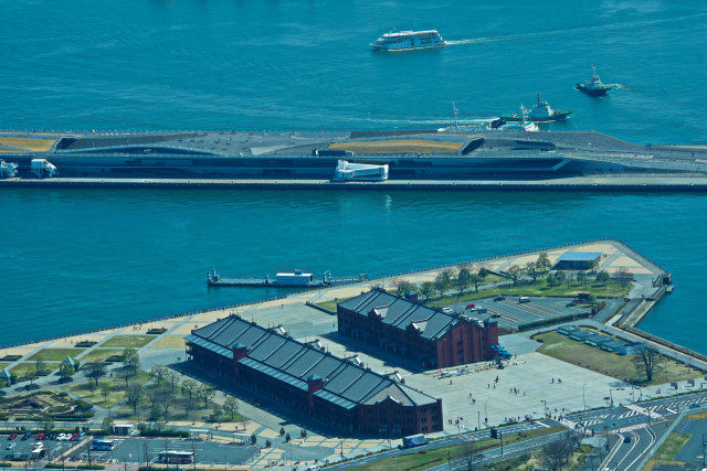 赤レンガ倉庫と大さん橋