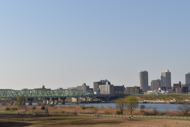 河川敷の野球場