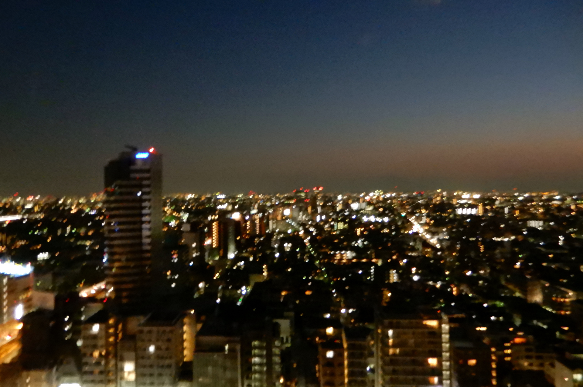 夜景 花火 イルミ 西新宿の夜景 壁紙19x1277 壁紙館