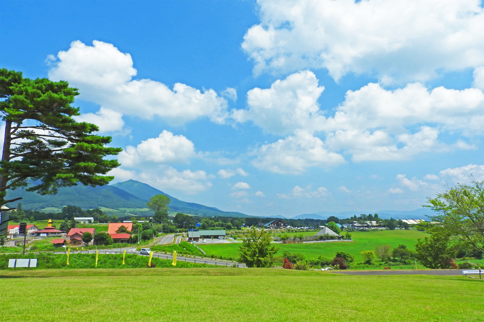 日本の風景 夏の蒜山高原 壁紙19x1280 壁紙館