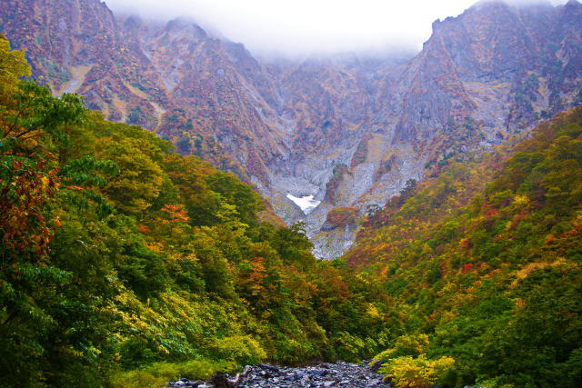 紅葉の一ノ倉沢