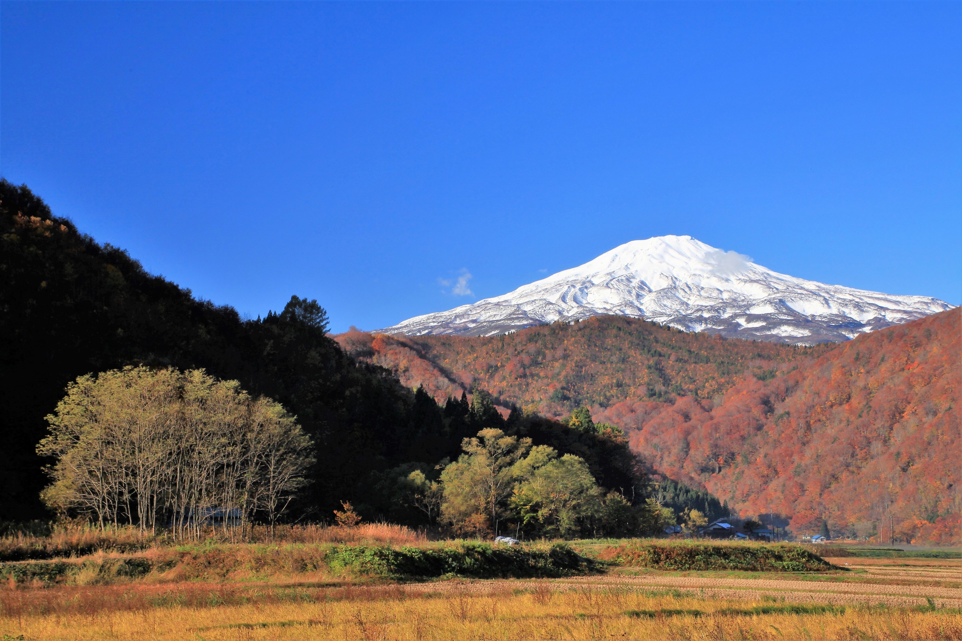 日本の風景 秋の鳥海山 壁紙19x1280 壁紙館