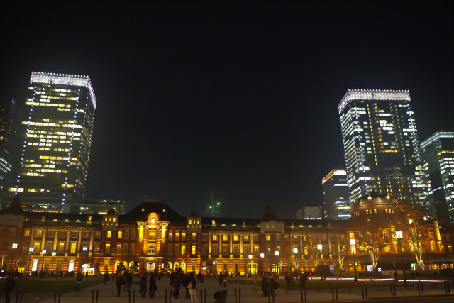 東京駅舎ライトアップ