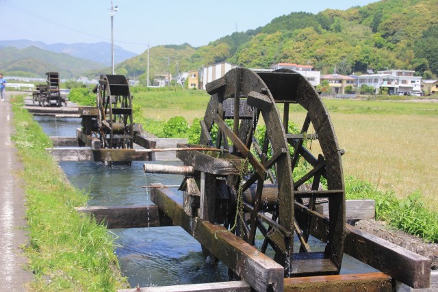 安並の水車