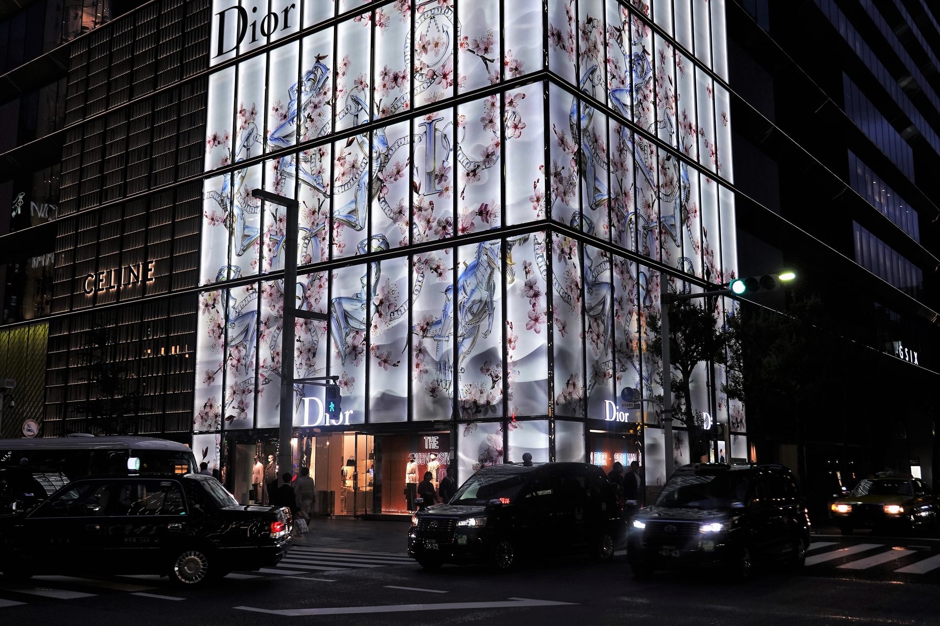 夜景 花火 イルミ 銀座dior 壁紙19x1280 壁紙館