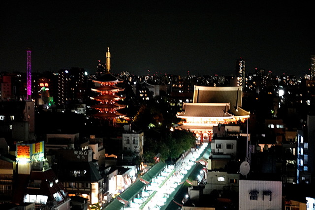 浅草寺の夜景