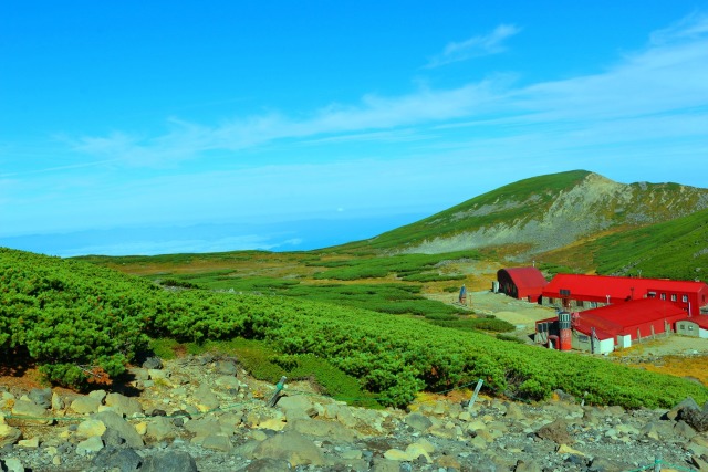 乗鞍岳9月の青赤緑黄