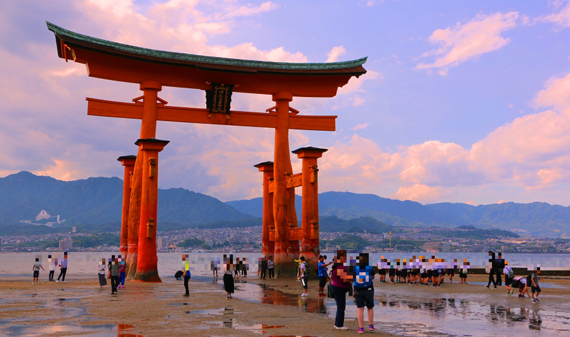 夜景 花火 イルミ 厳島神社 壁紙19x1135 壁紙館