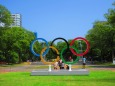 大通公園に五つの輪