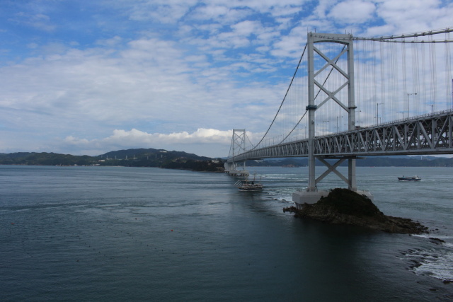 千畳敷展望台から大鳴門橋を望む