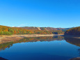 秋進む山 31 湖面に映る紅葉