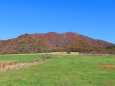 秋進む山 32 牧場と紅葉