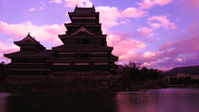 松本城の夕景