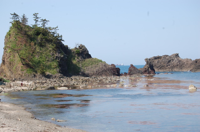 沖行く船は外国船？ 2023年