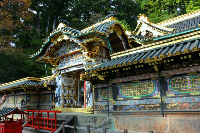 秋の日光東照宮