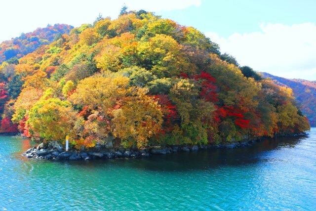 中禅寺湖紅葉