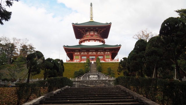 秋の成田山公園