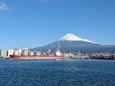 田子の浦港から望む富士山