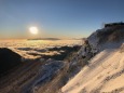 朝の燕山荘にて