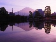 早朝の富士山世界遺産センター