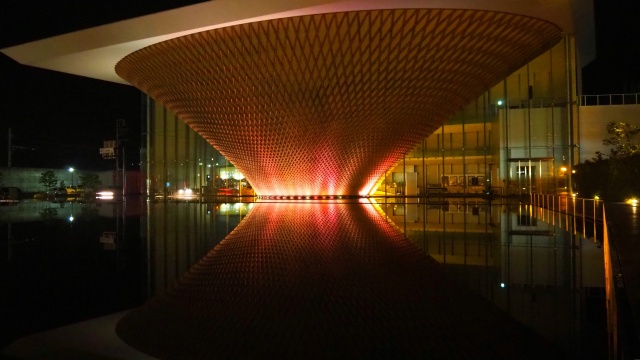 夜の富士山世界遺産センター
