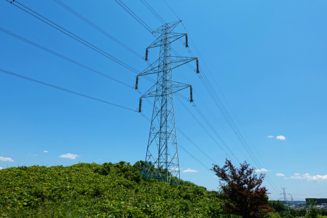 京浜線3・4号線1044号―梅雨晴れ
