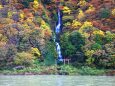 最上川と白糸の滝