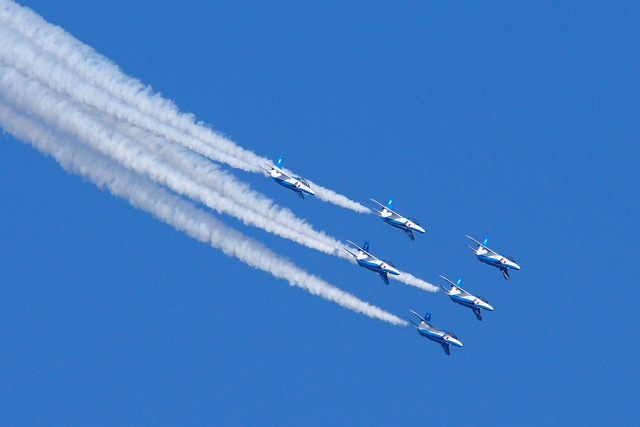 ブルーインパルス