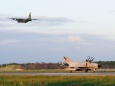 F-4EJ改ファントムとC-130H