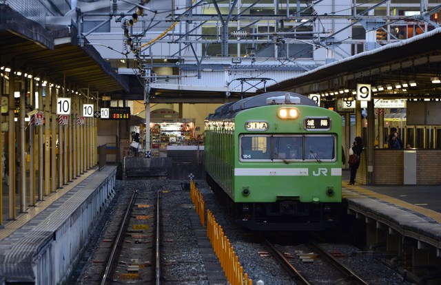 103系 JR奈良線 京都駅