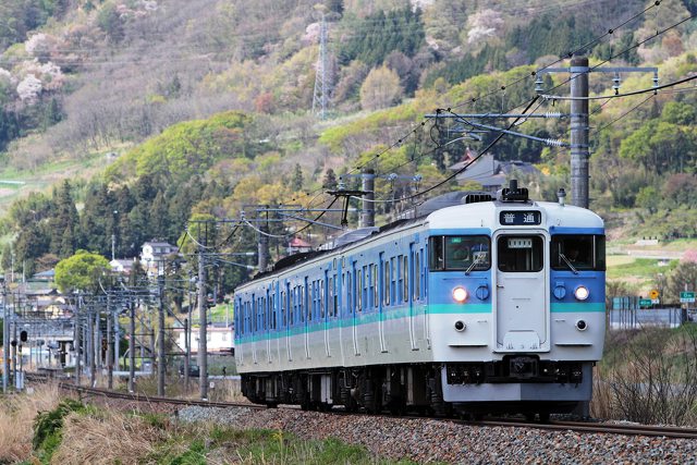 篠ノ井線の115系