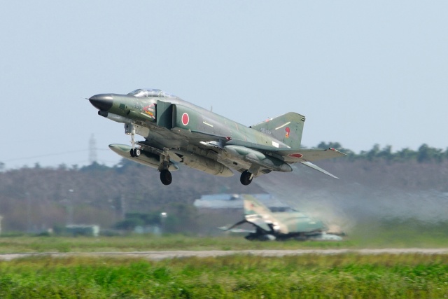 RF-4EJ ファントムII 離陸
