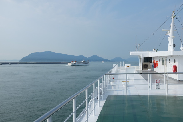 フェリーと瀬戸内海