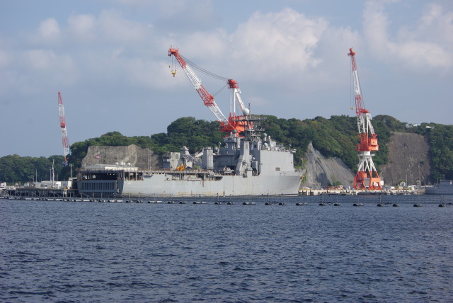 アシュランド (ドック型揚陸艦)