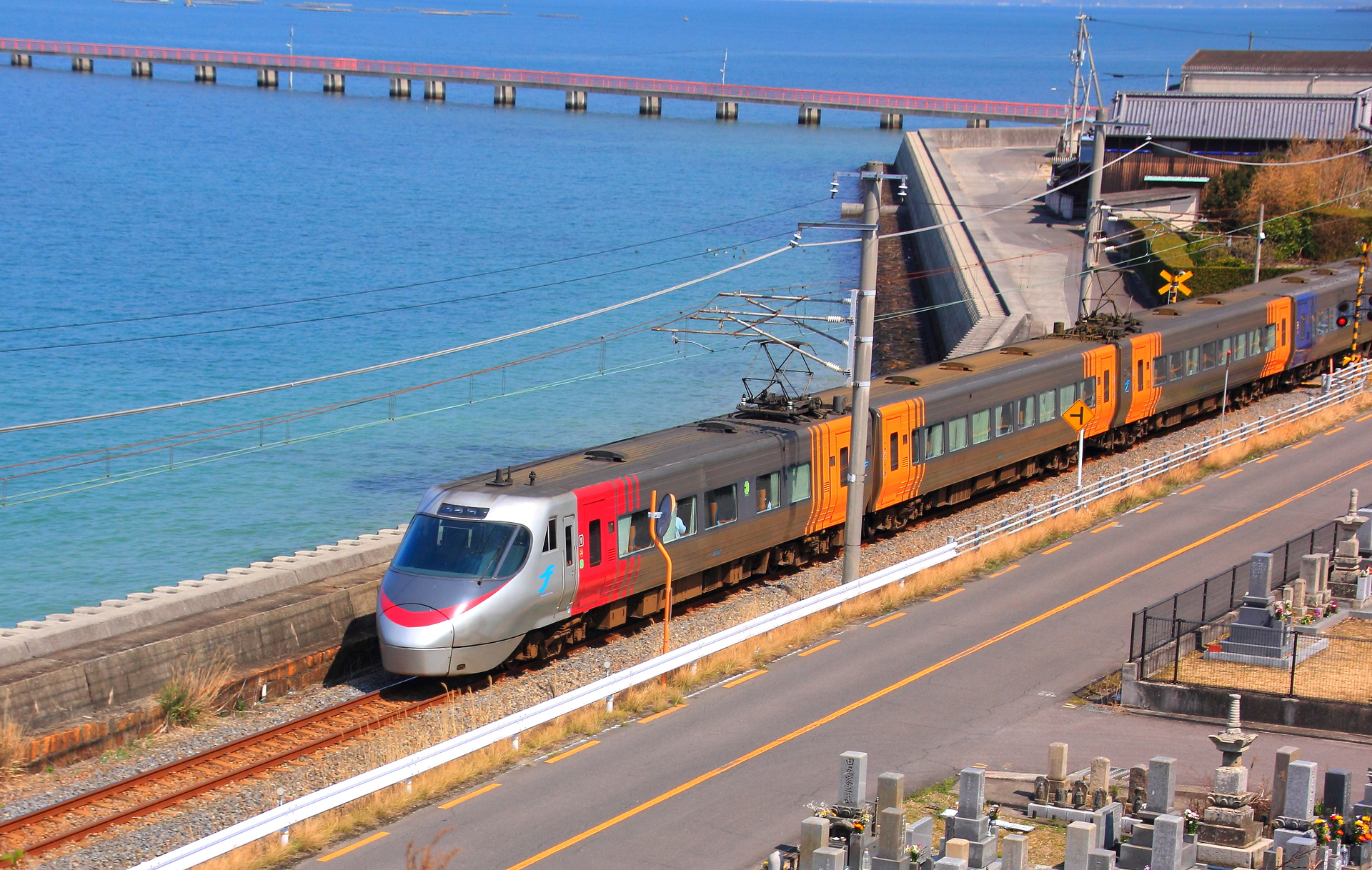 鉄道 電車 Jr四国8000系特急 壁紙19x1218 壁紙館