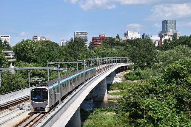 杜の都 (八木山方面電車)