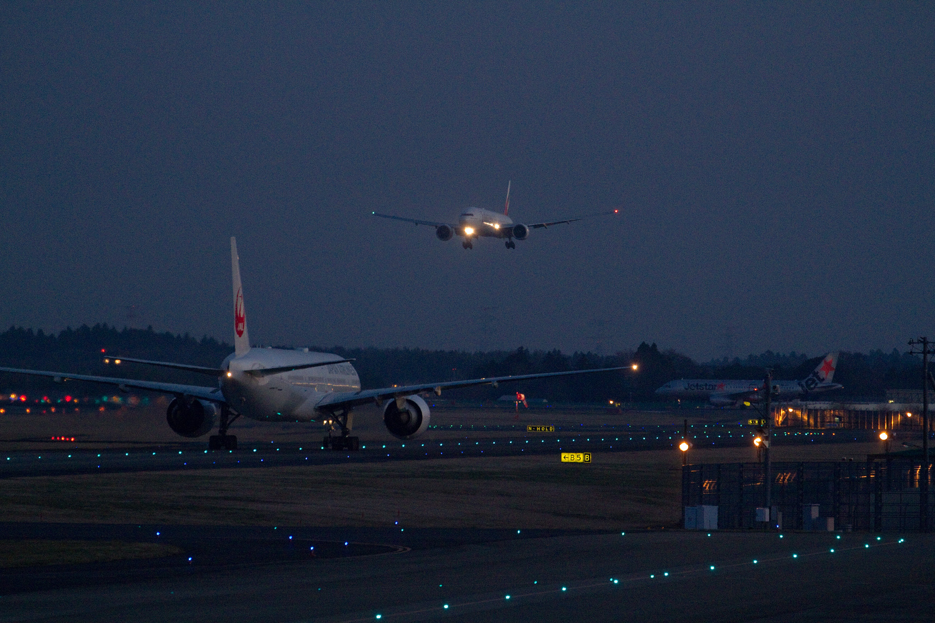 航空機 成田空港 壁紙19x1280 壁紙館