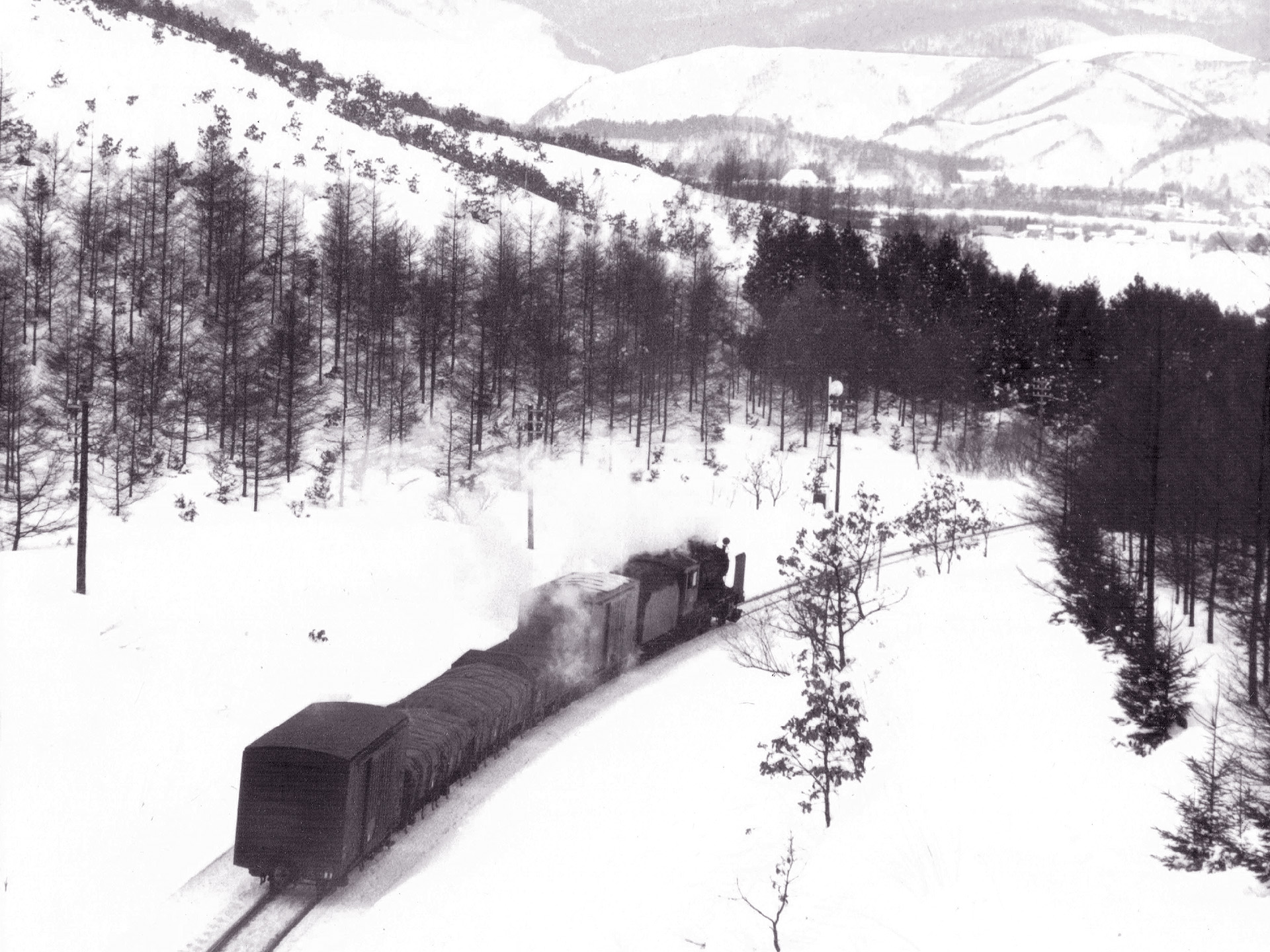 鉄道 蒸気機関車 雪原を行く セピア色の風景 壁紙19x1440 壁紙館