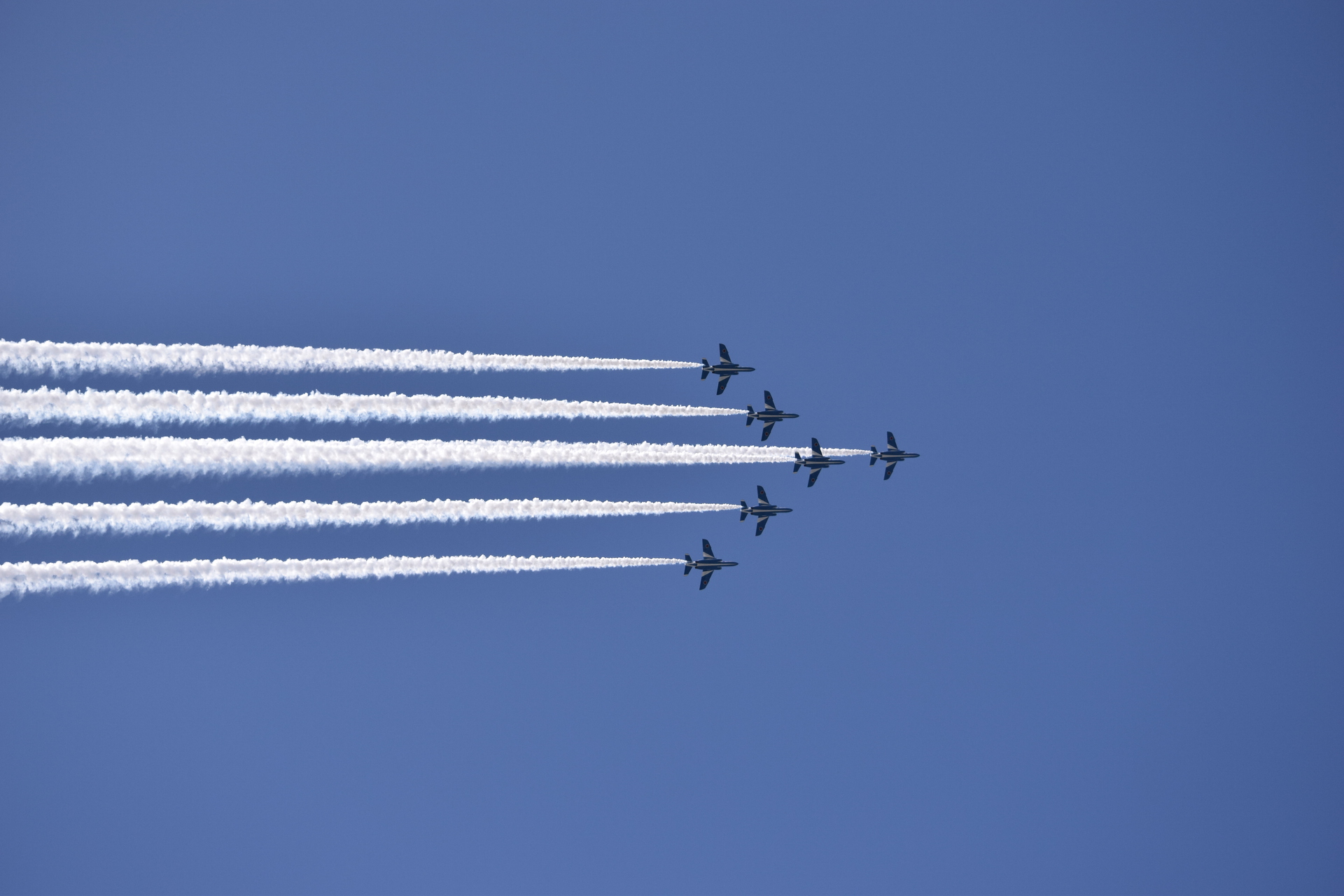 航空機 ブルーインパルスin彦根 壁紙19x1280 壁紙館