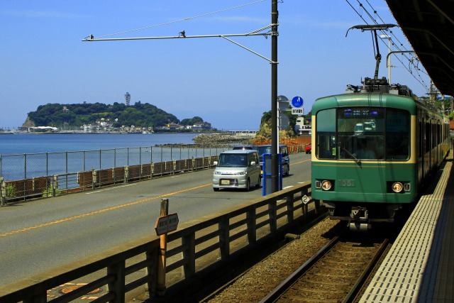 江の島と江ノ電