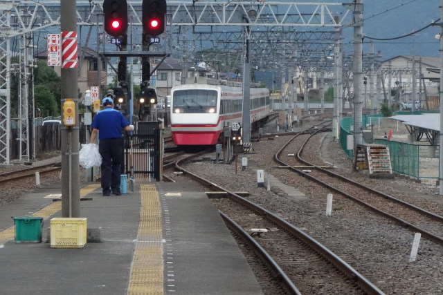 「りょうもう号」接近