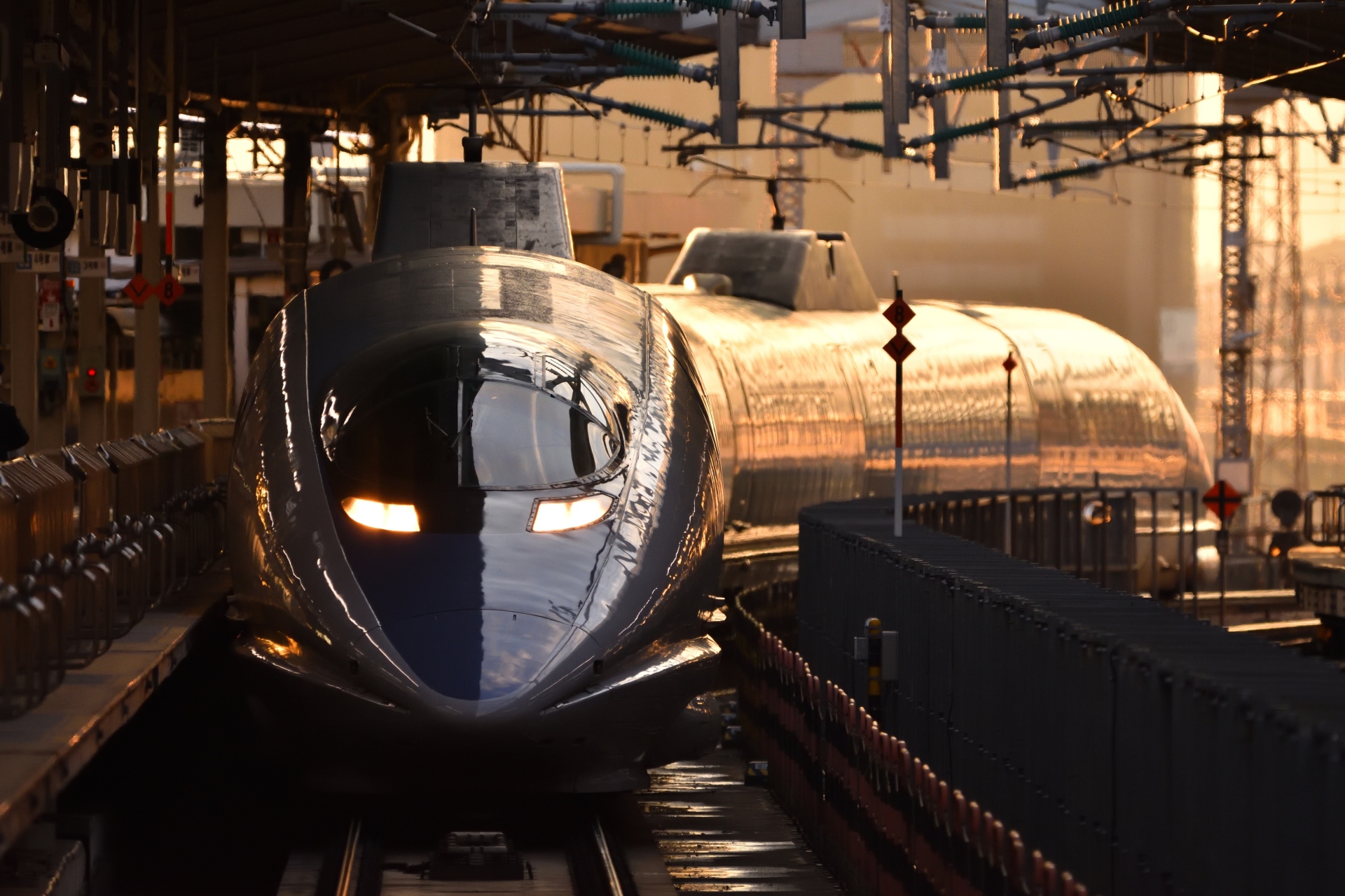 鉄道 新幹線 夕方の500系 壁紙19x1280 壁紙館
