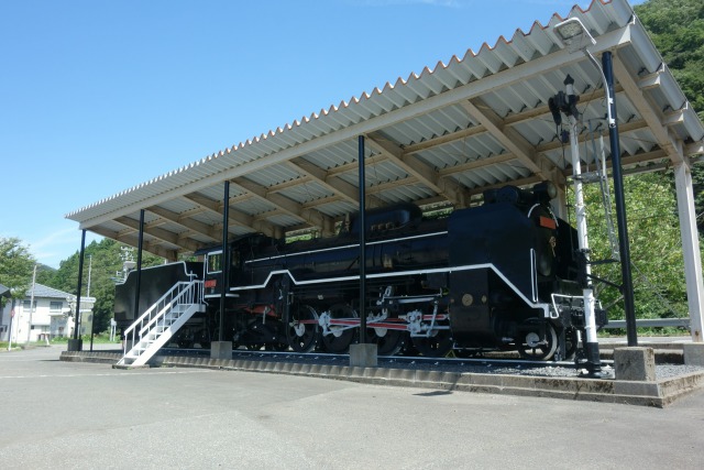D51機関車野外展示