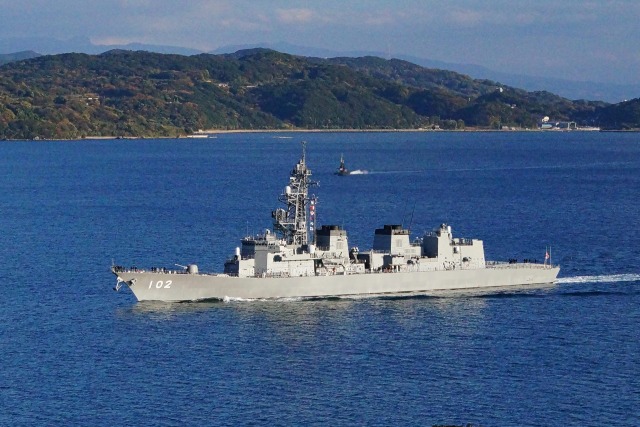 護衛艦「はるさめ」