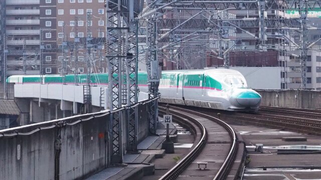 東北新幹線はやぶさ号
