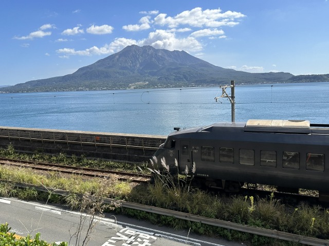 桜島と787系